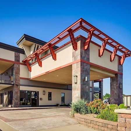 Best Western Angus Inn Great Bend Dış mekan fotoğraf
