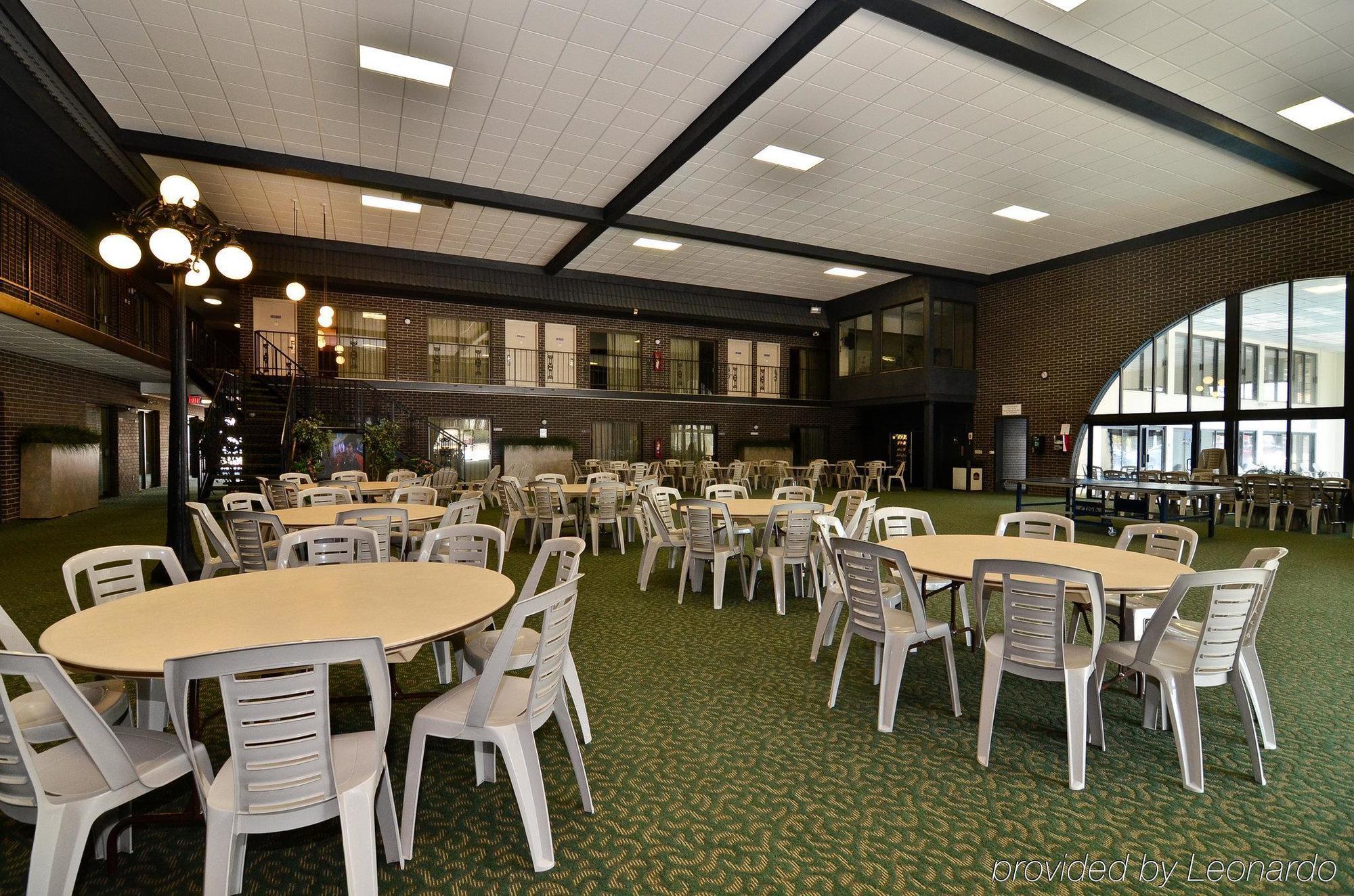 Best Western Angus Inn Great Bend Restoran fotoğraf